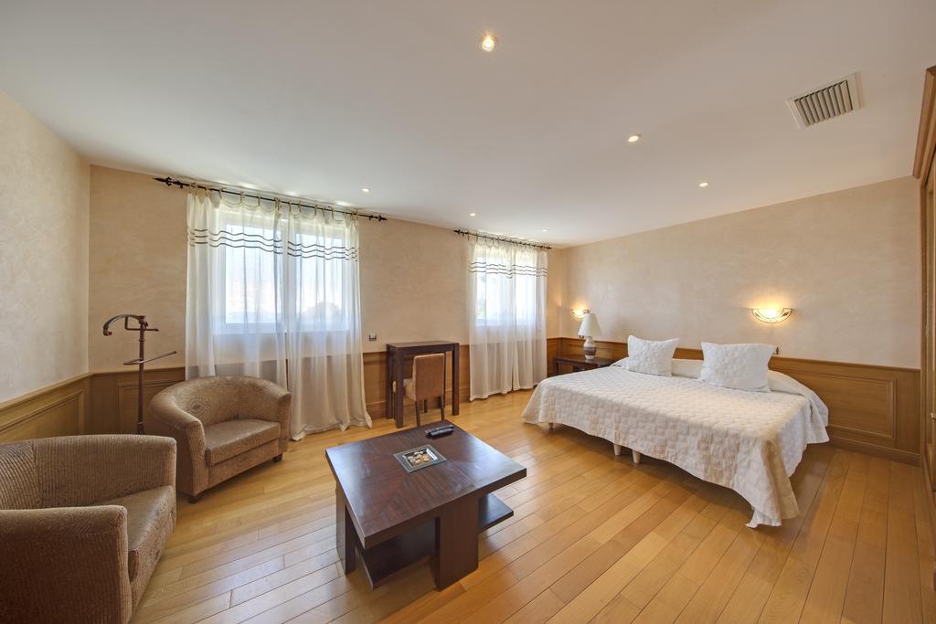 Domaine Du Mont Leuze Villa Villefranche-sur-Mer Dış mekan fotoğraf